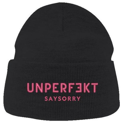 100% recycelte Beanie »Unperfekt in Pink« Shirt SAYSORRY Black One Size 